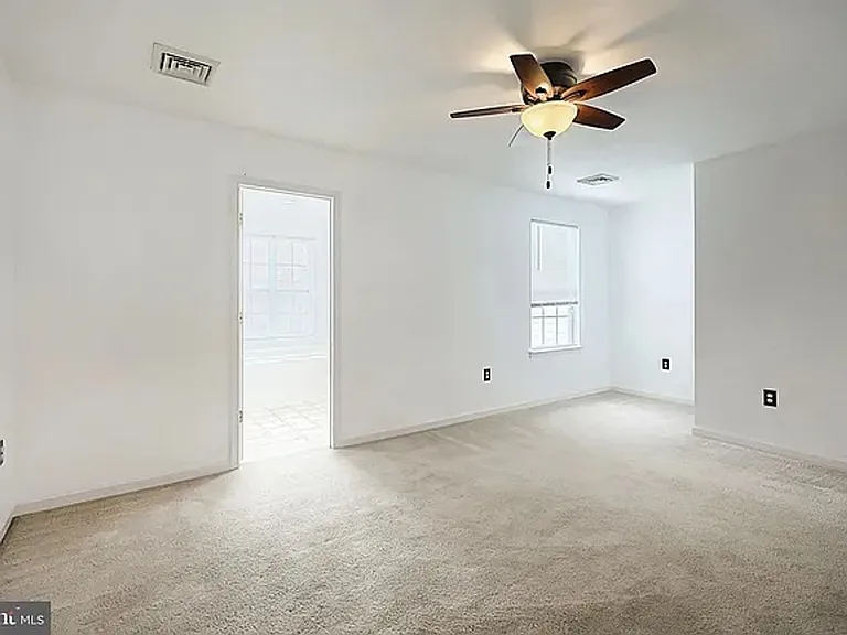 1193 Ledge Dr — Photo 28