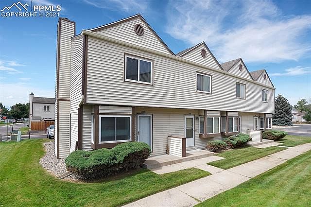 1st image of 7651 Lexington Manor Dr