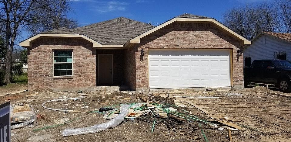 1st image of 5524 Chariot Dr