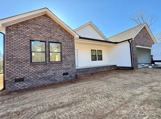 2410 Brantley Rd, Kannapolis, NC 28083