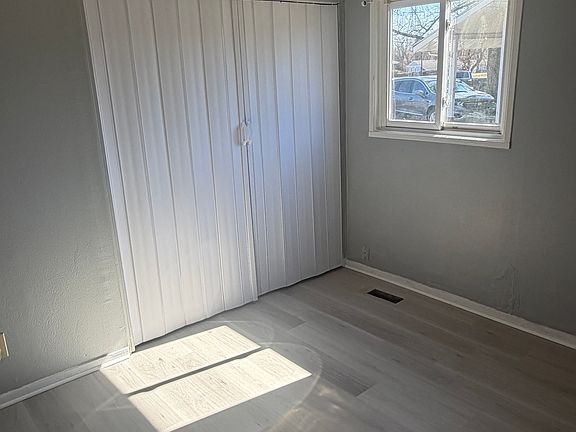 5th image of 1357 Watkins Pl