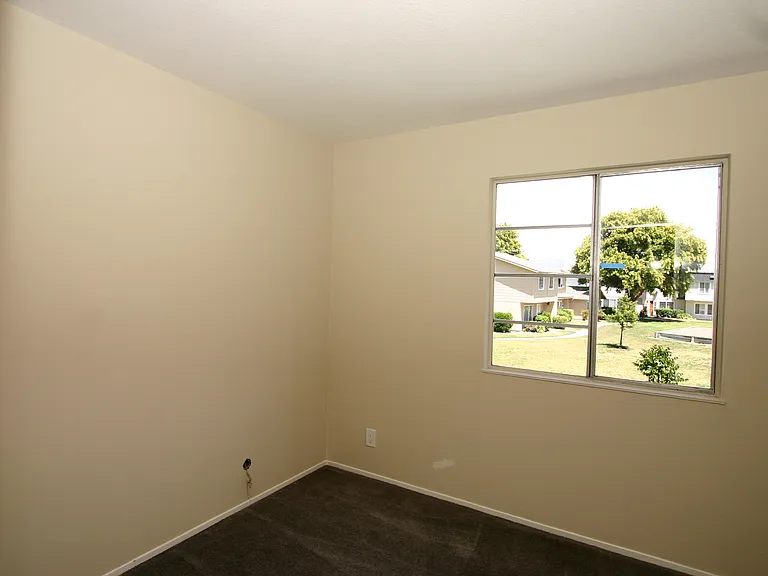 5470 Don Diablo Ct — Photo 18