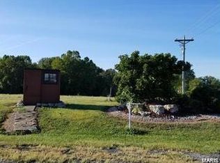 7925 Country Grove Ct, Edwardsville, IL 62025