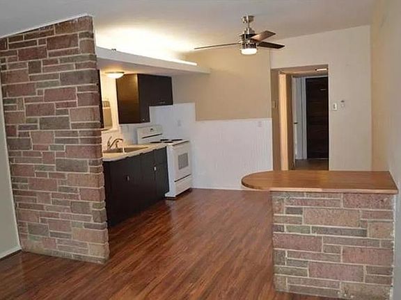 4th image of 4440 Brenton Ave