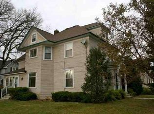 110 S 6th St, Olivia, MN 56277
