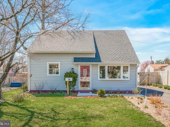 16 Rorer Ave, Hatboro, PA 19040