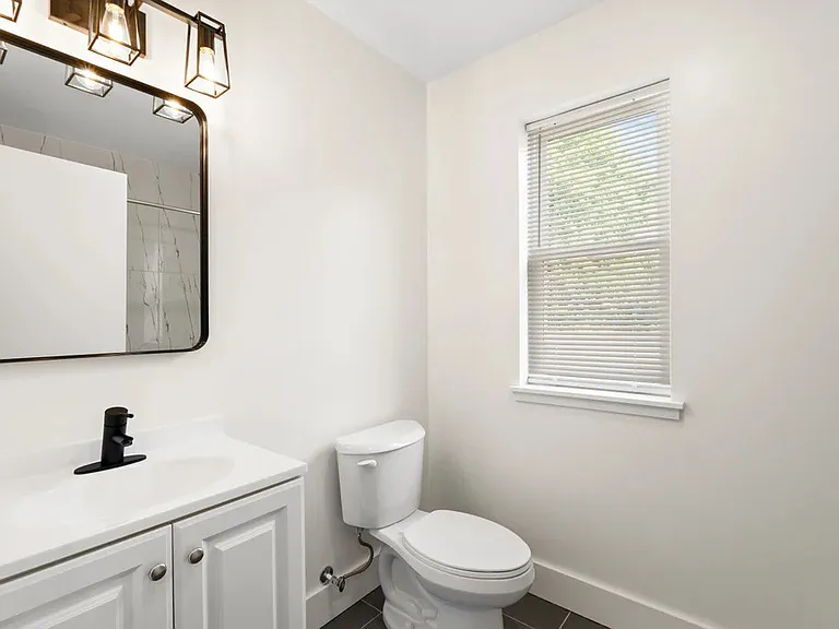 263 N 19th St #3 — Photo 11