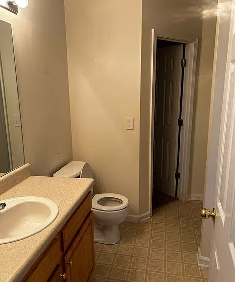 9592 Lakeview Cir — Photo 10