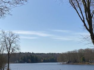 8752 Bills Lake Ct, Newaygo, MI 49337