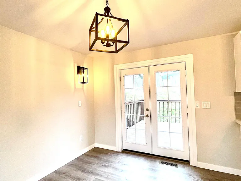 20832 Poplar Way — Photo 24