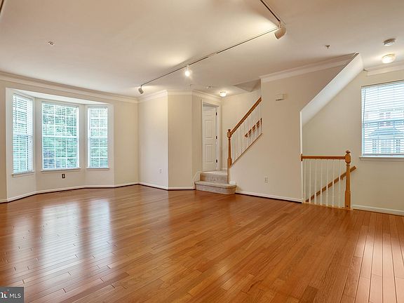 4th image of 8712 Little Patuxent Ct