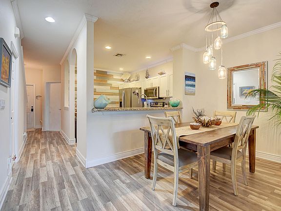 4th image of 8072 Briantea Drive