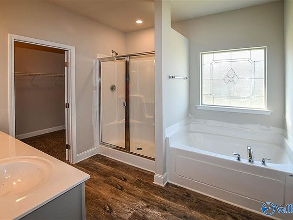 5th image of 6508 Moon Crest Ln