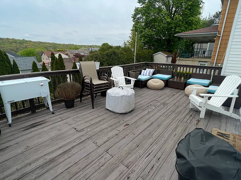 Large Deck with Great View