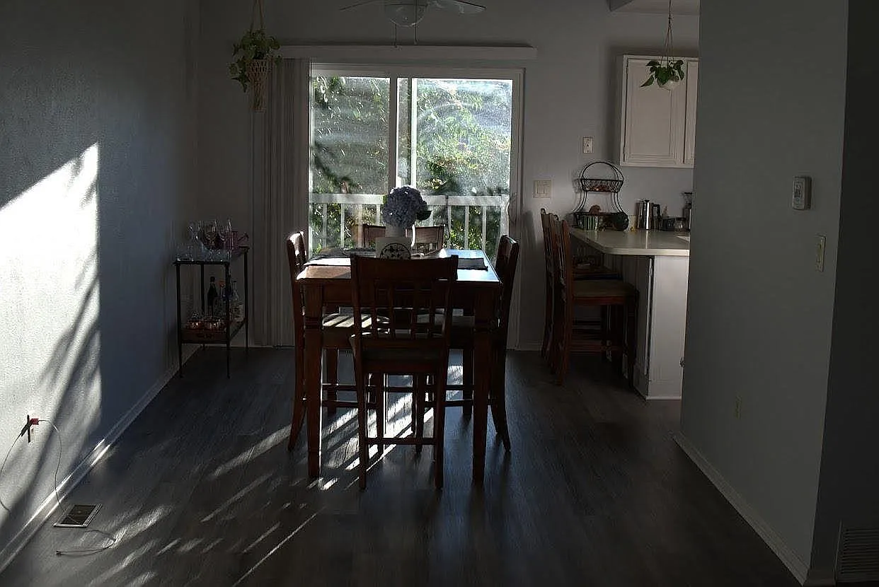 2 bed, 1.5 bath, 1200 sqft, $2,500 — Photo 4