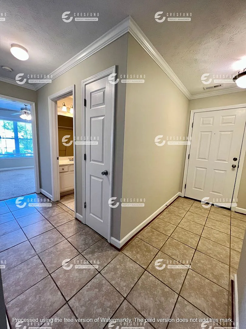 2 Bed 2 Bath Condo - Ready For Move In Today! — Photo 2