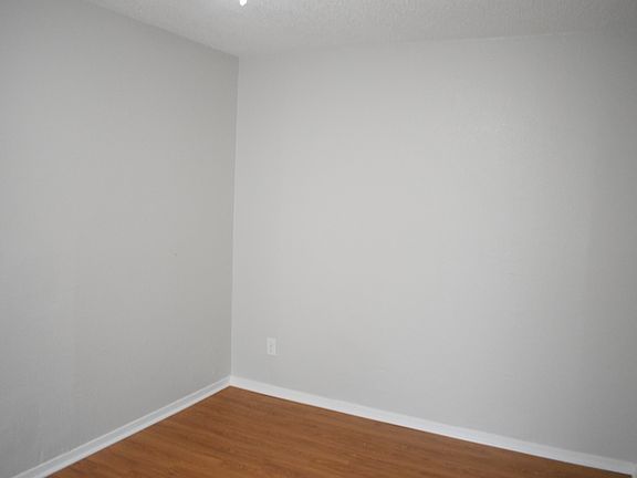 4th image of 2433 Woden Rd #11544830
