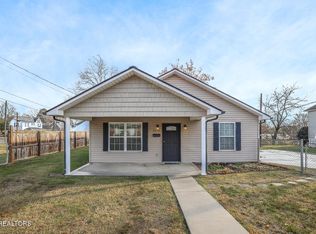 3210 Pershing St, Knoxville, TN 37917