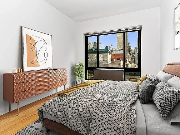4th image of 30 W 18th St APT 16B