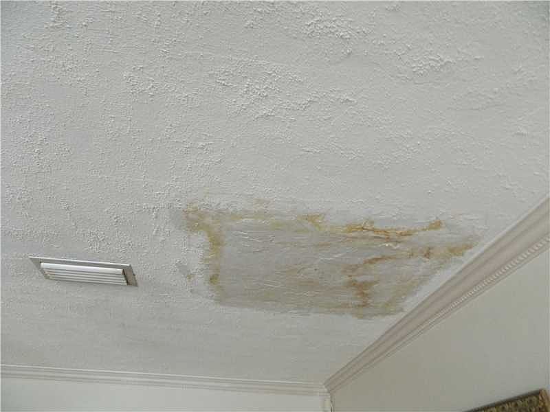 2nd image of 6221 E 6th Ave