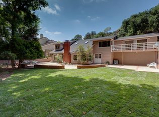 1123 Inverness Dr, La Canada Flintridge, CA 91011