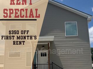 1337 S 10th St #2, Lincoln, NE 68502