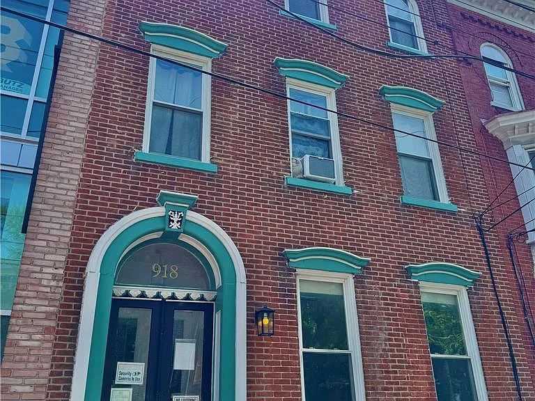 918 W Turner St #1 — Photo 1