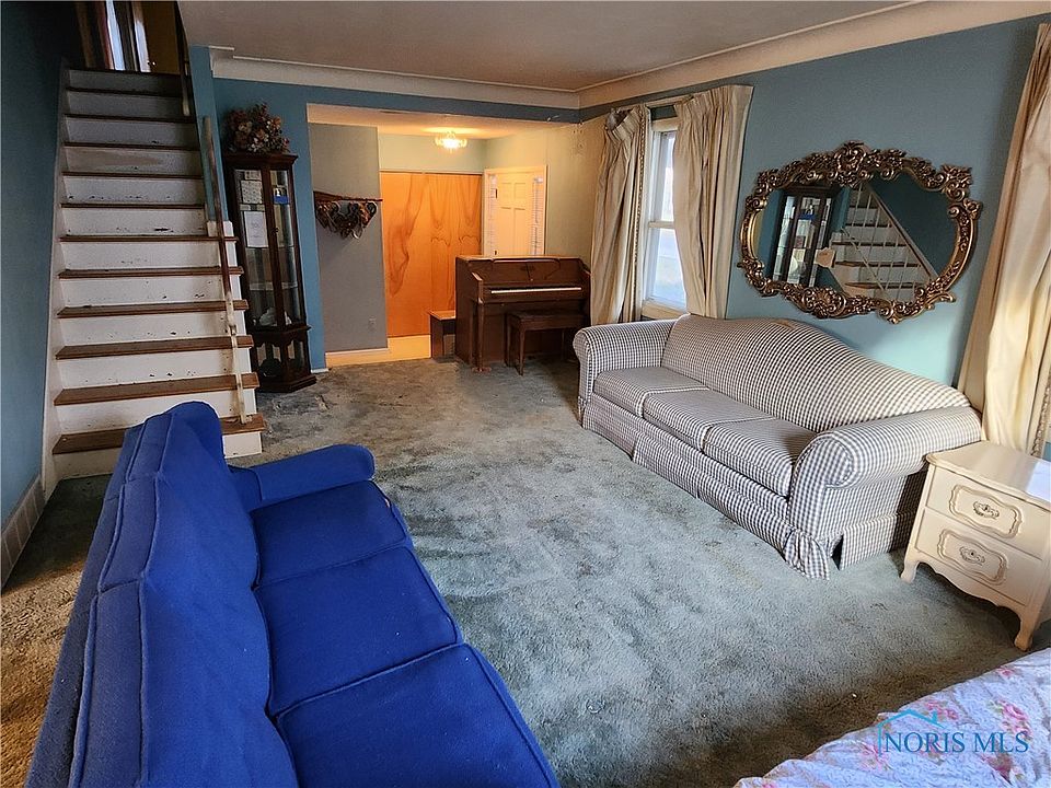 5923 Meadowvale Dr, Toledo, OH 43613 Zillow