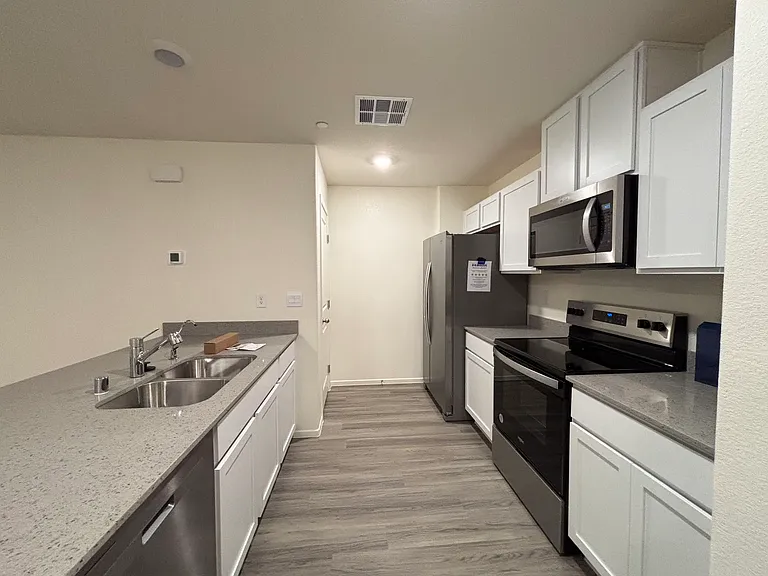 4842 Currant Ridge Ave — Photo 5