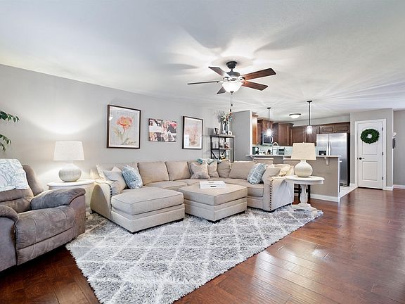 4th image of 7541 Tia Ct