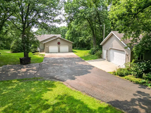 10480 W Lake Ida Ln, Pelican Rapids, MN 56572