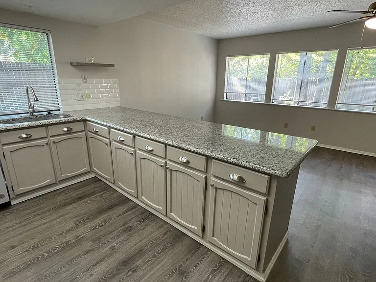 3201 Willow Bnd — Photo 13