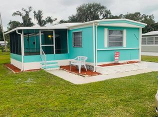 2932 Saralake Dr S, Sarasota, FL 34239