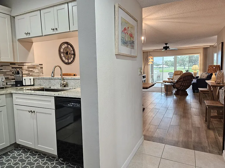 435 Cerromar Ln #329 — Photo 5
