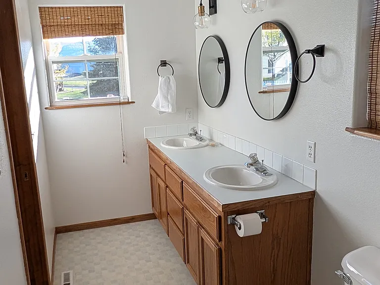 4688 Scott Allen Dr — Photo 16