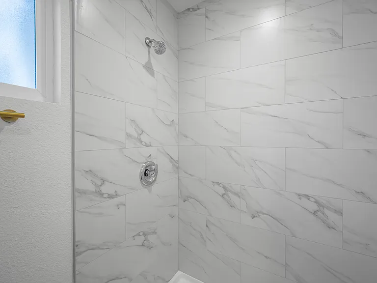 223 Emerson St — Photo 16