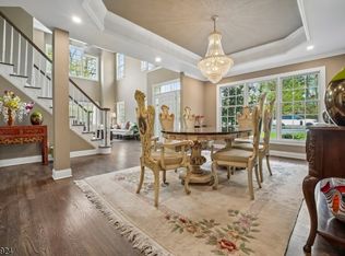 40 Jade Ln, Denville, NJ 07834