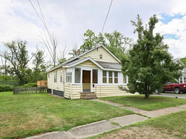 219 Garden City Dr, Syracuse, NY 13211