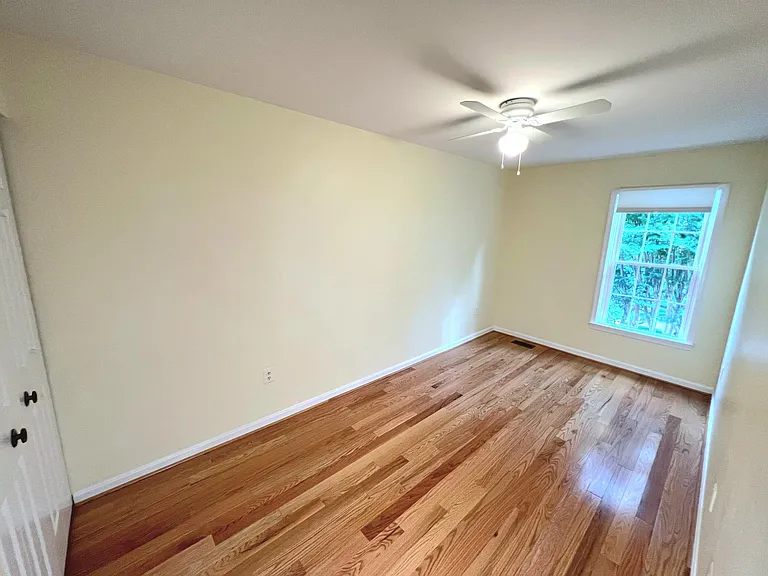 10533 Englishman Dr — Photo 7