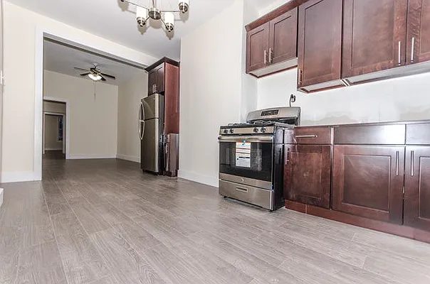 Rented by EXR | media 2