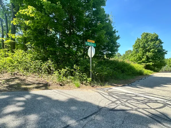 MaxFelix Drive, Mansfield, CT 06268
