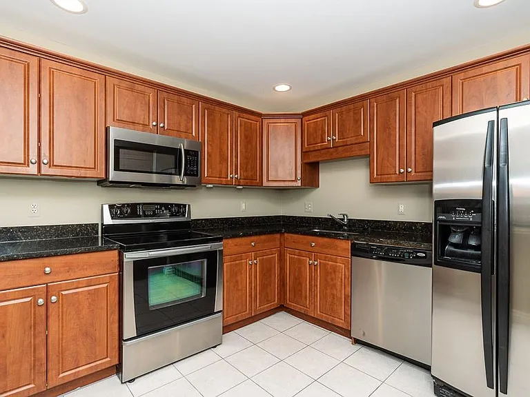 1113 N Old Woodward Ave #38 — Photo 13