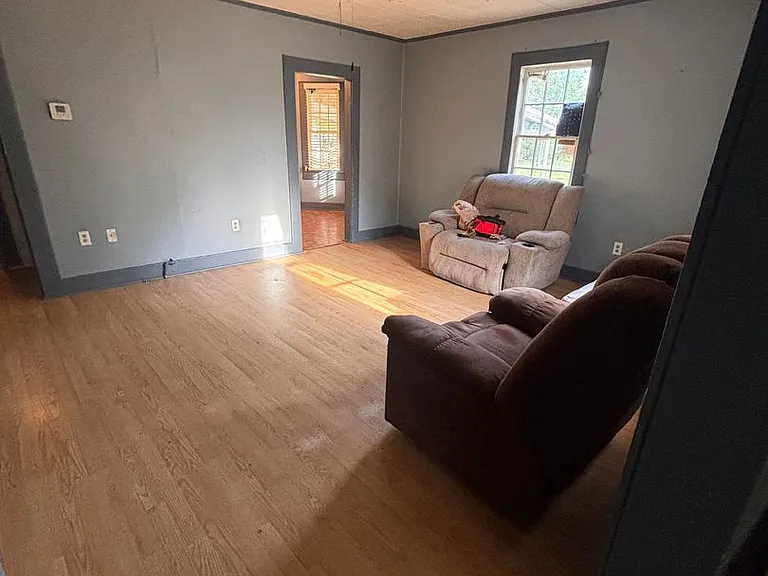 508 N Apple St — Photo 5