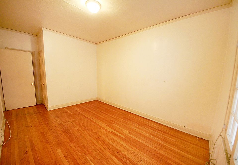 2nd image of 6145 Afton Pl #122