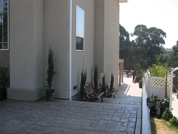 4th image of 2367 Hidden Oaks Dr