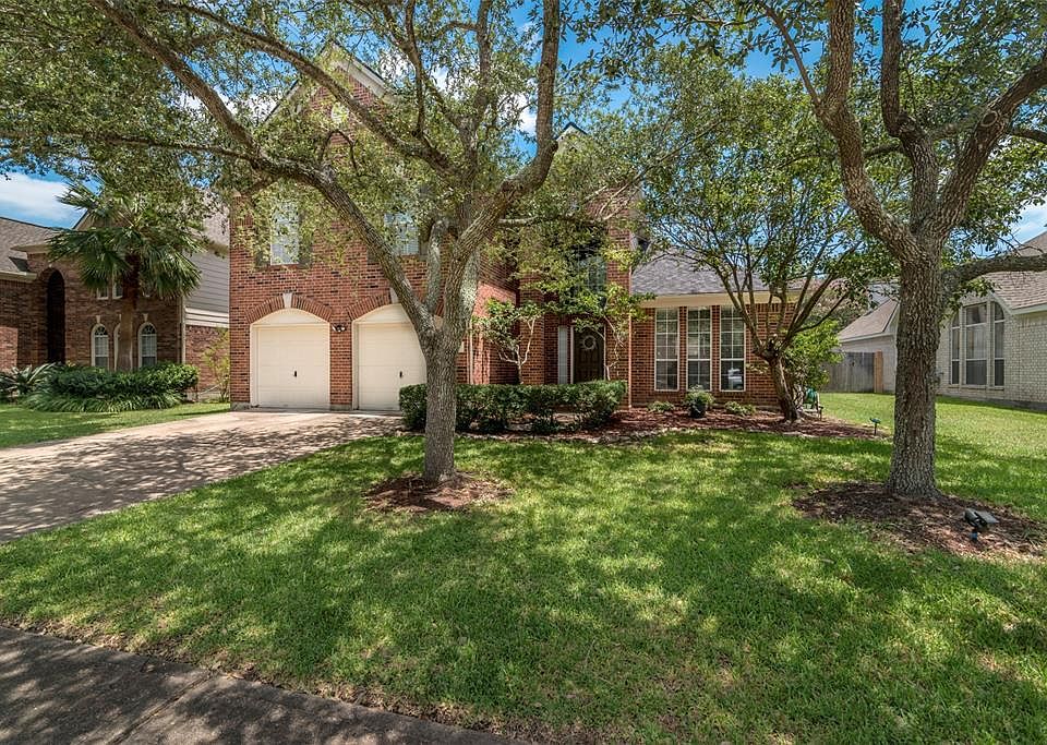 1st image of 13707 Country Green Ct