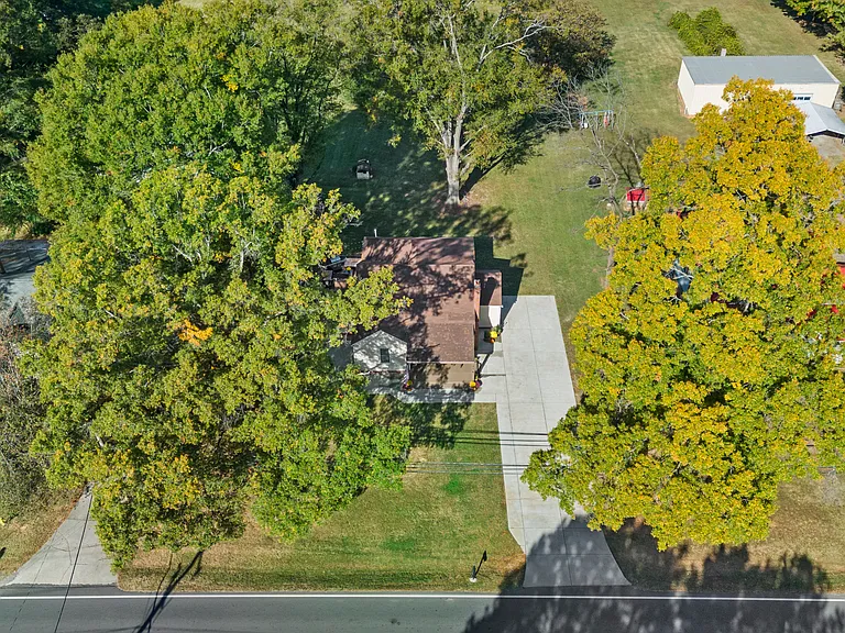 1316 Mecklenburg Hwy — Photo 25