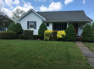 109 Oak Ave, Matamoras, PA 18336