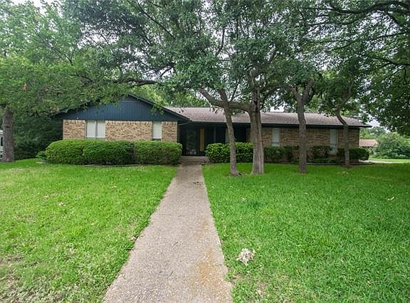2nd image of 2700 Winchester Ct