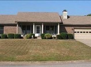 174 Lancashire Dr, Clarksville, TN 37043
